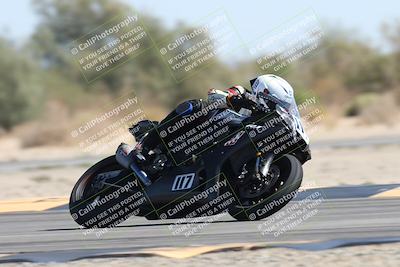 media/Oct-13-2025-Moto Forza (Mon) [[a66d839500]]/2-A Group/Session 4 Turn 7/